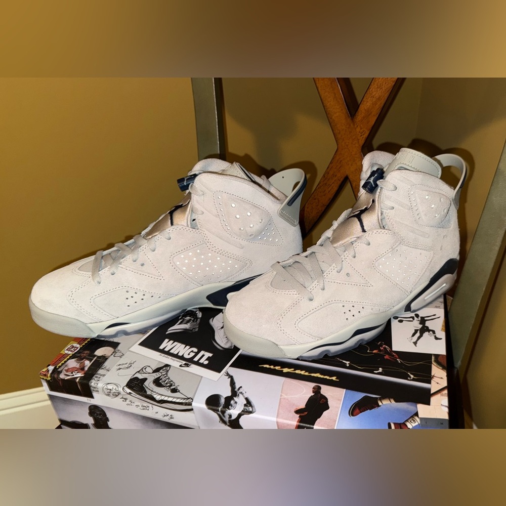 Size 8 Men 9.5 Women - Jordan 6 Retro Mid Georgetown Navy Suede - Never worn